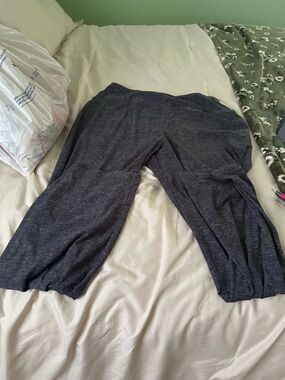 Wonens Grey Pull-On yoga pants - Comfortable Everyday wear